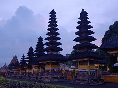 Pura Taman Ayun